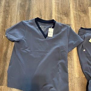 Figs scrub set. Space navy